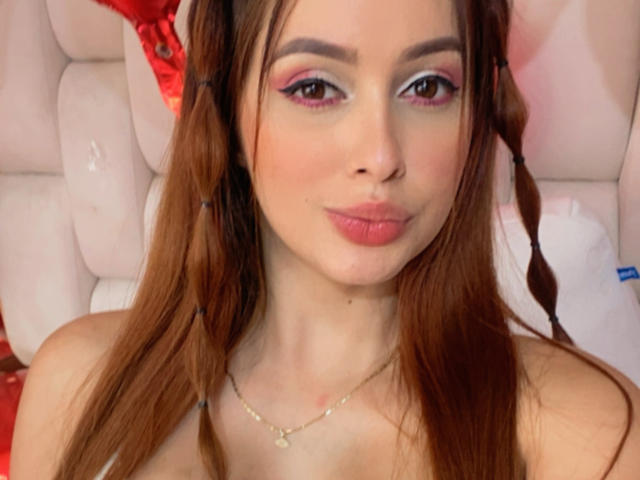 EmilyParkerr - Live sex cam - 14943262