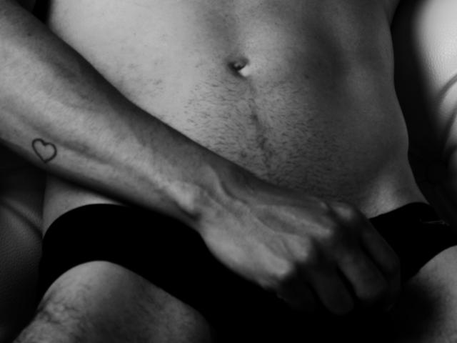 JohnyColer - Live sex cam - 14944082