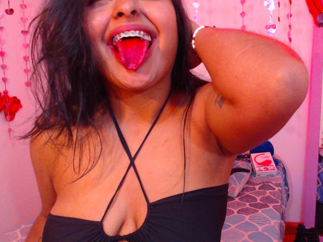 AngelaRoggers - Live Sex Cam - 14958118