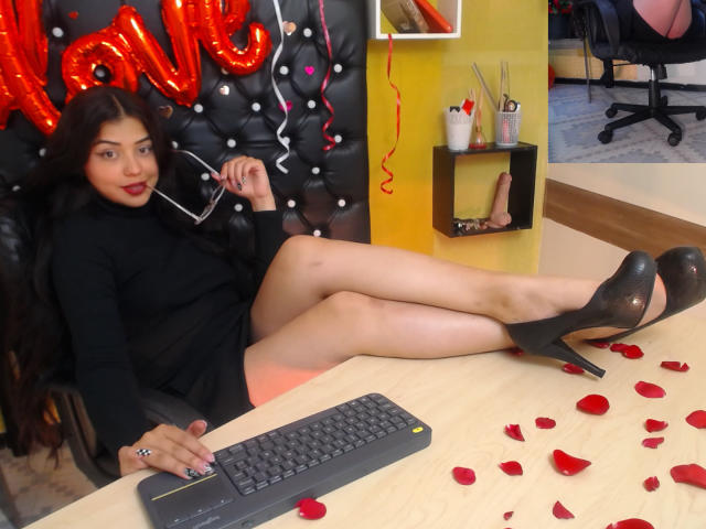 AllieSweetXX - сексуальная веб-камера в реальном времени - 14964110