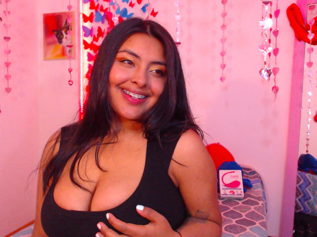 AngelaRoggers - Live porn &amp; sex cam - 14976458