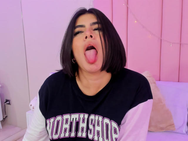 AnnikaRose - Live porn &amp; sex cam - 14990610