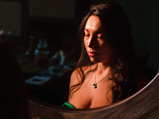 MiaReed - Live porn &amp; sex cam - 14995550