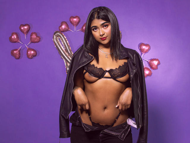 AcadiiaClark - сексуальная веб-камера в реальном времени - 14998894