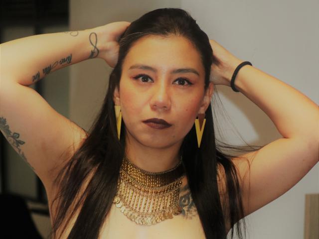 CoquineCloe - Live sex cam - 15000802