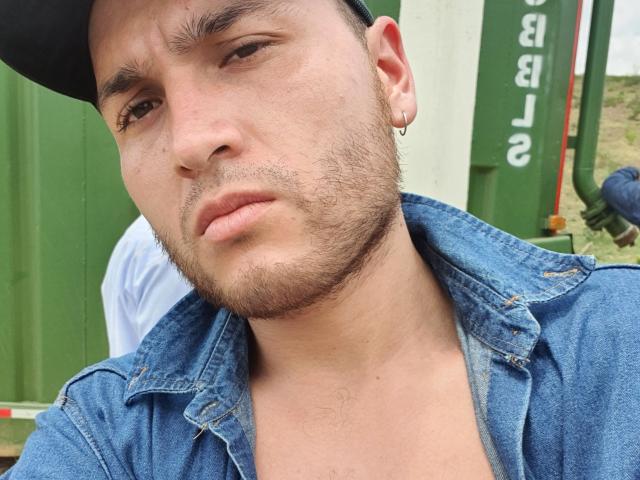 AdamWes - Sexe cam en vivo - 15001718