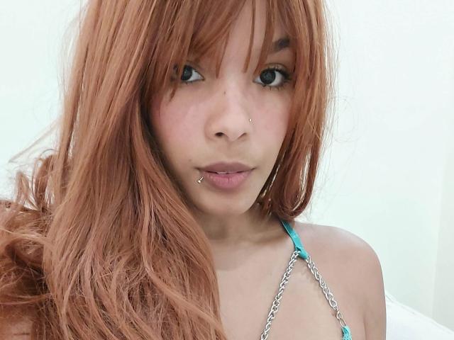 EvaCurlyX - Sexe cam en vivo - 15010906