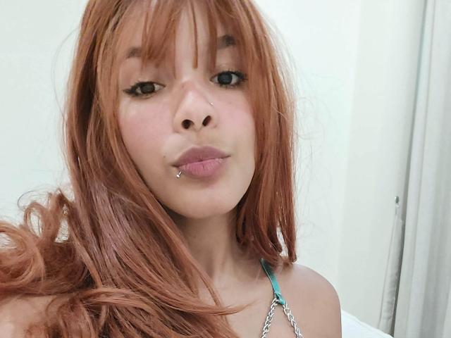 EvaCurlyX - Live sexe cam - 15010914