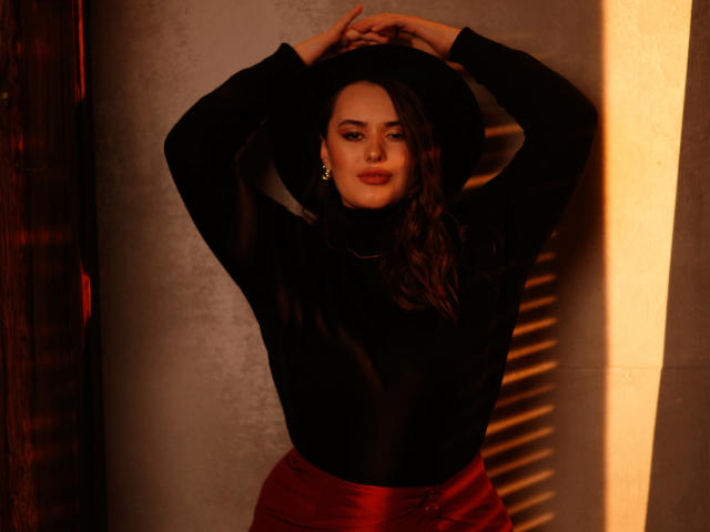 MonikaValadi - сексуальная веб-камера в реальном времени - 15015694