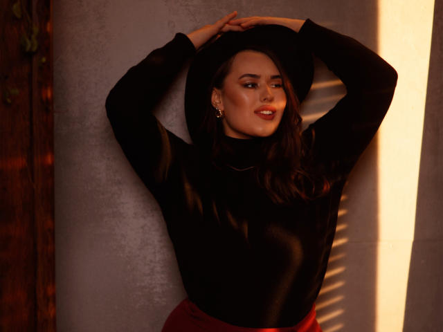 MonikaValadi - Live porn &amp; sex cam - 15015698