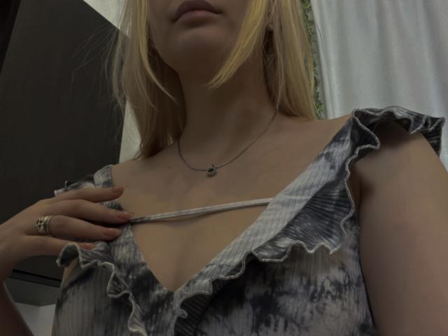 BeautySlim - Live porn &amp; sex cam - 15021106