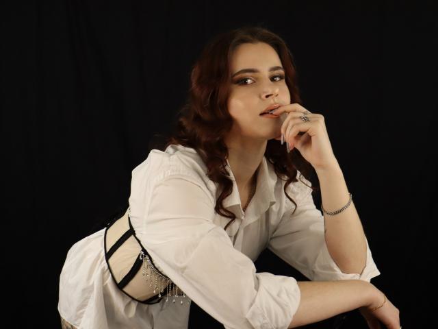 MollyTravis - Sexe cam en vivo - 15026626