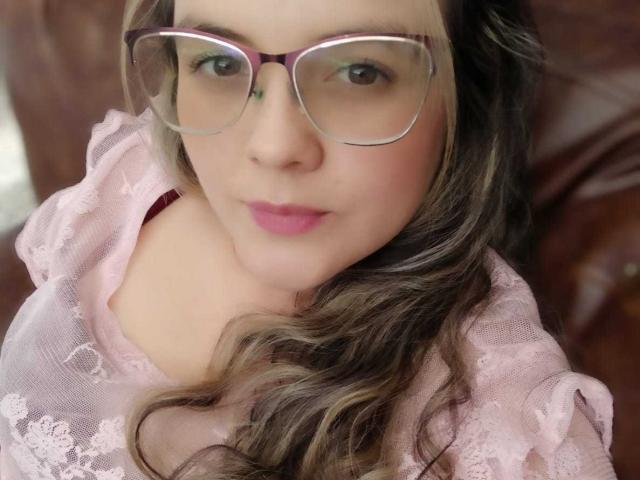 DanaDelRey - Live sex cam - 15031826