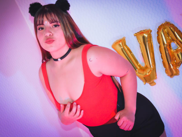 AmeliaStor - Sexe cam en vivo - 15035062