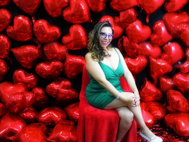 KatrynKalo - Live Sex Cam - 15041834