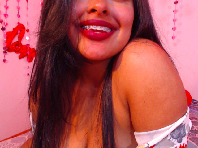 AngelaRoggers - Live porn &amp; sex cam - 15046902