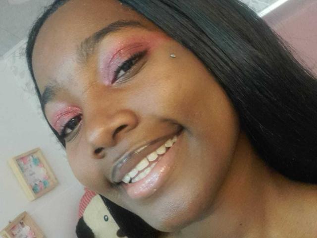 KathieJones - Live porno og sexkamera - 15050286