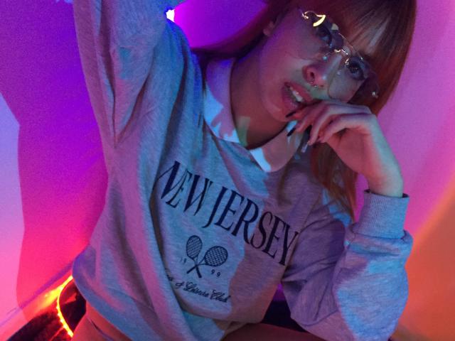 SamanthaMorgan - Live sexe cam - 15050906