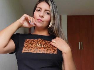 VictoriaRossi - Live porn &amp; sex cam - 15054874