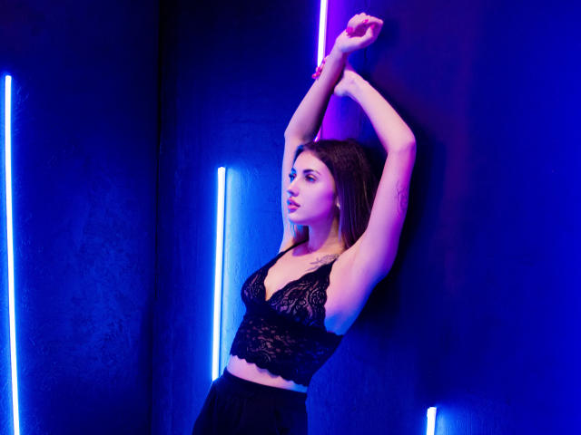 ChloeMercer - Live porn &amp; sex cam - 15064890