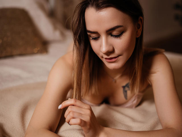 PrettySwalow - Live porn &amp; sex cam - 15067002