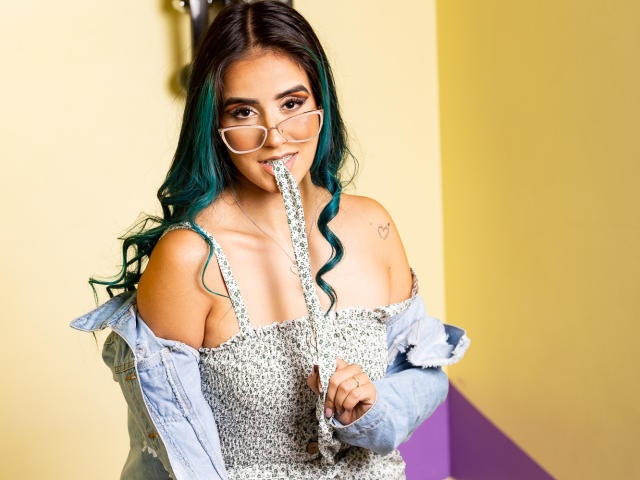 CamileLopez - сексуальная веб-камера в реальном времени - 15068274