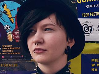 LaraGoldwin - Live porn &amp; sex cam - 15070674