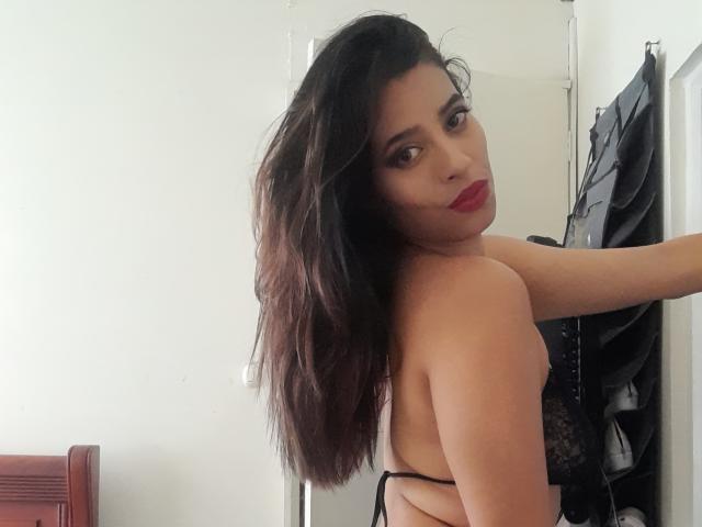 YazminKymma - Sexe cam en vivo - 15071482
