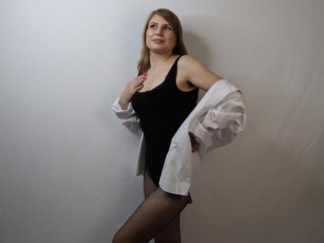 TheBestCora - ライブポルノ&amp;セックスカム - 15079942