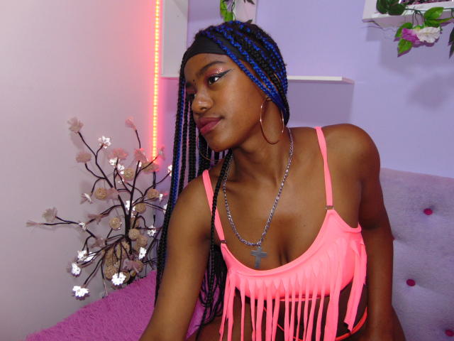 AlondraRoux - сексуальная веб-камера в реальном времени - 15104942