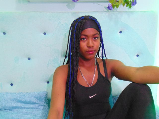 AlondraRoux - Sexe cam en vivo - 15105066