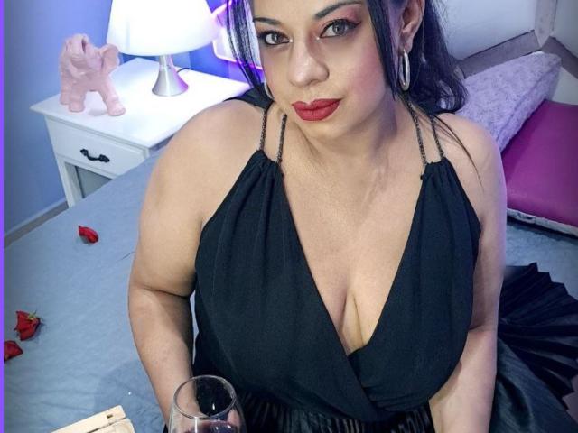 JuliaBaker - Sexe cam en vivo - 15110070