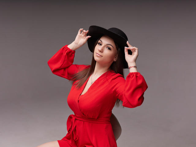 LouiseWonder - Sexe cam en vivo - 15111250