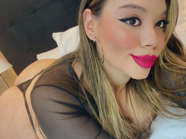 SamanthaMoure - Porno na żywo i seks kamera - 15112442