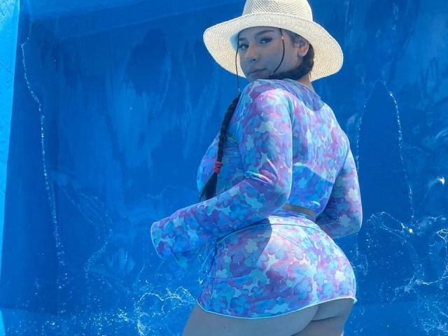 MiaSuarez - Live porno og sexkamera - 15114806