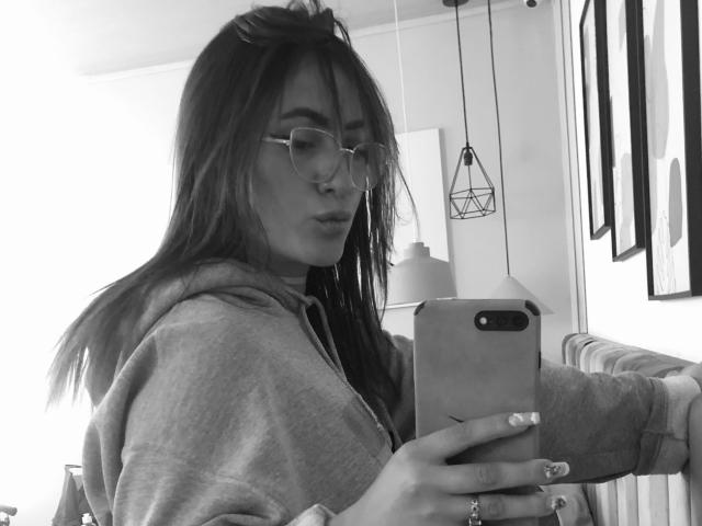 AnnieHoward - Sexe cam en vivo - 15118090
