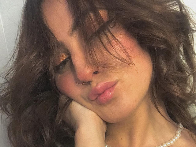 AnnieHoward - Live sexe cam - 15118098