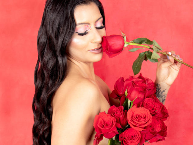 SkyRose - פורנו בשידור חי ומצלמת סקס - 15118230