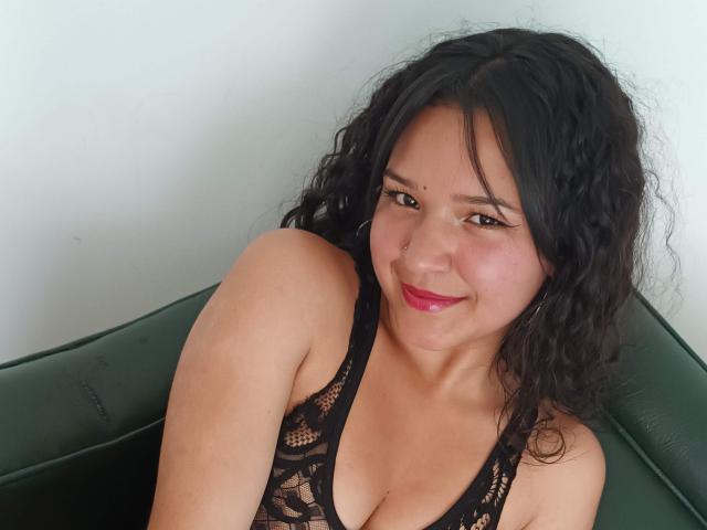 AlejaAndrews - Live porn &amp; sex cam - 15123342