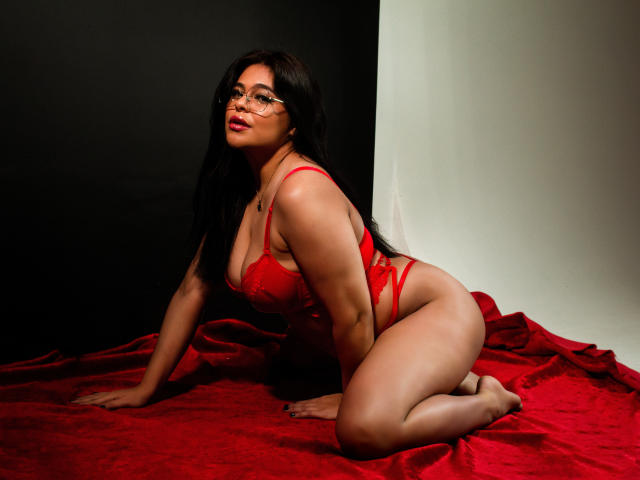 ElenaGommy - Live porn &amp; sex cam - 15133238