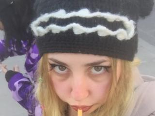 PixieManicDreamGirl - Live porn &amp; sex cam - 15134098