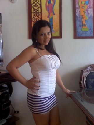 Squirtmaster69 - Show nude with this 18+ teen woman 