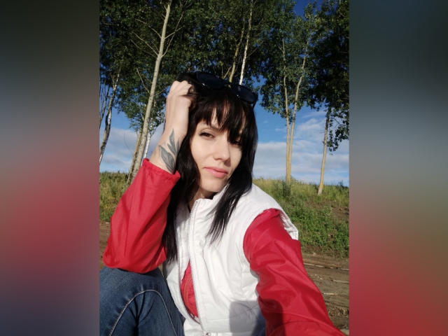 MellonyOurs - Live sex cam - 15145238