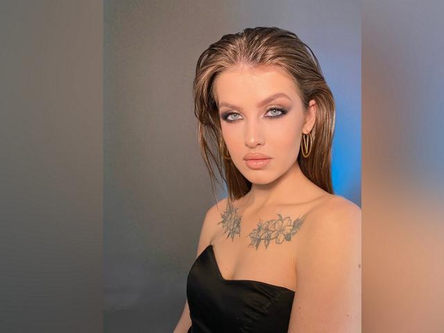 AliceChery - Sexe cam en vivo - 15146622