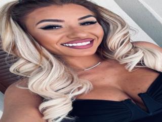 DashaDiamond - Live Sex Cam - 15147886