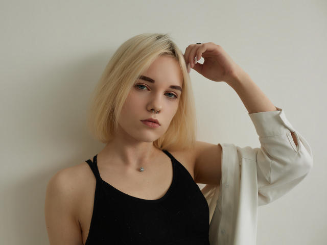 MikasaPrice - Live porn &amp; sex cam - 15151350