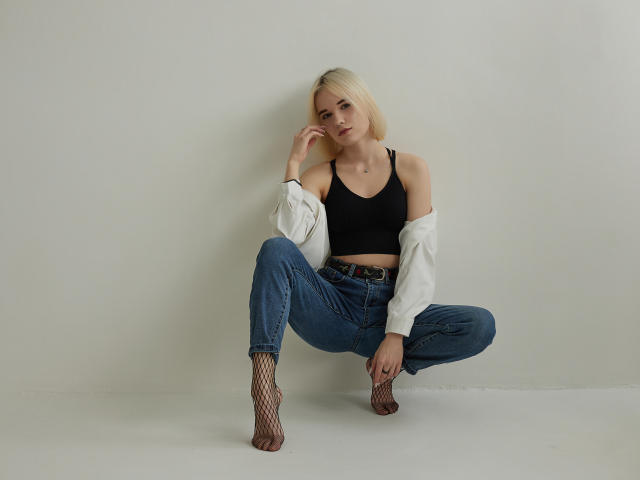 MikasaPrice - сексуальная веб-камера в реальном времени - 15151366