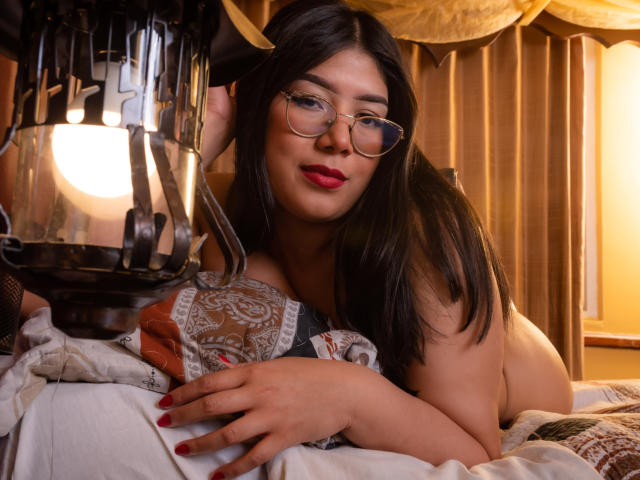 AlessaJames - Live sex cam - 15162494