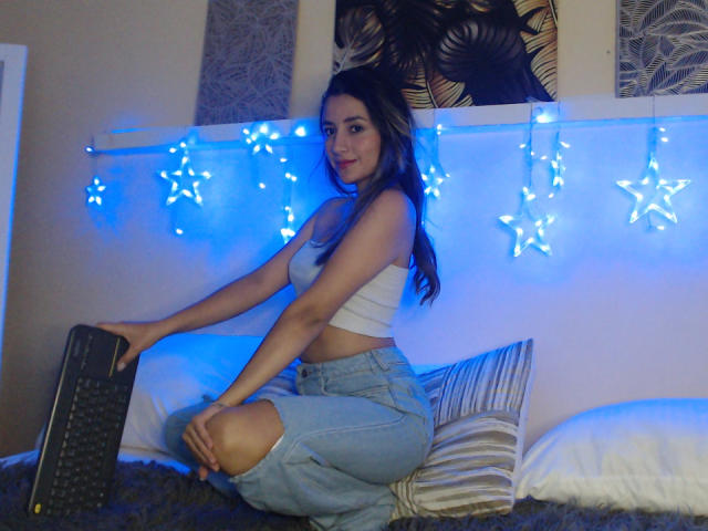 AnneGrey - Live Sex Cam - 15164166