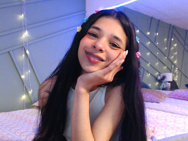 LisaBrunett - ライブポルノ&amp;セックスカム - 15175014